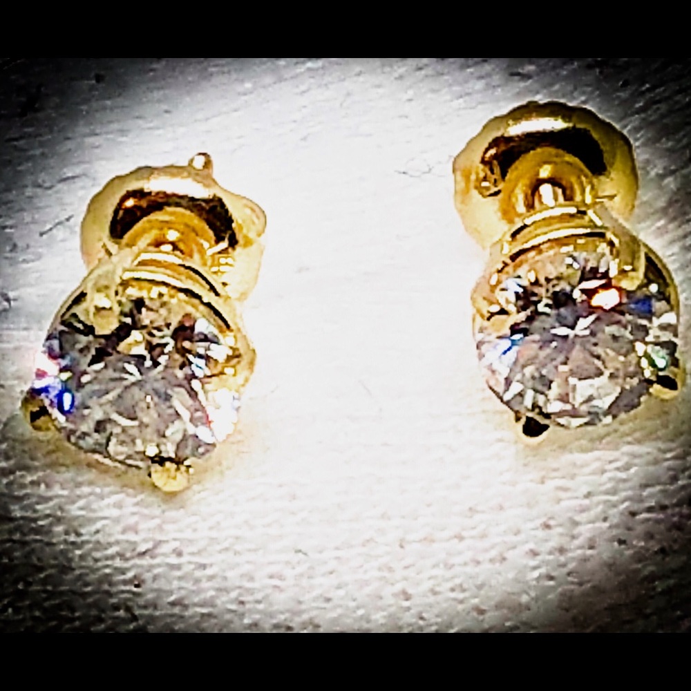 1 CT Diamond 14k stud earring Si clarity H color - Picture 1 of 8